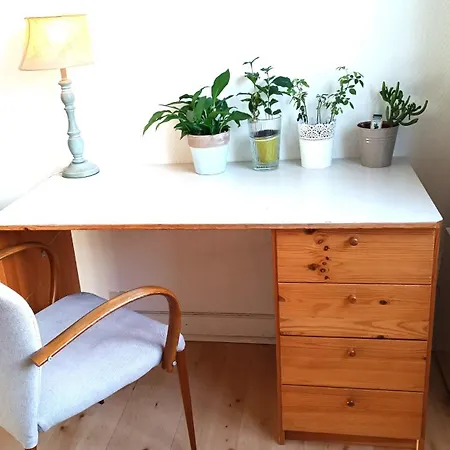 Bright & Calm Grand -la Paris- Near Metro Apartment *